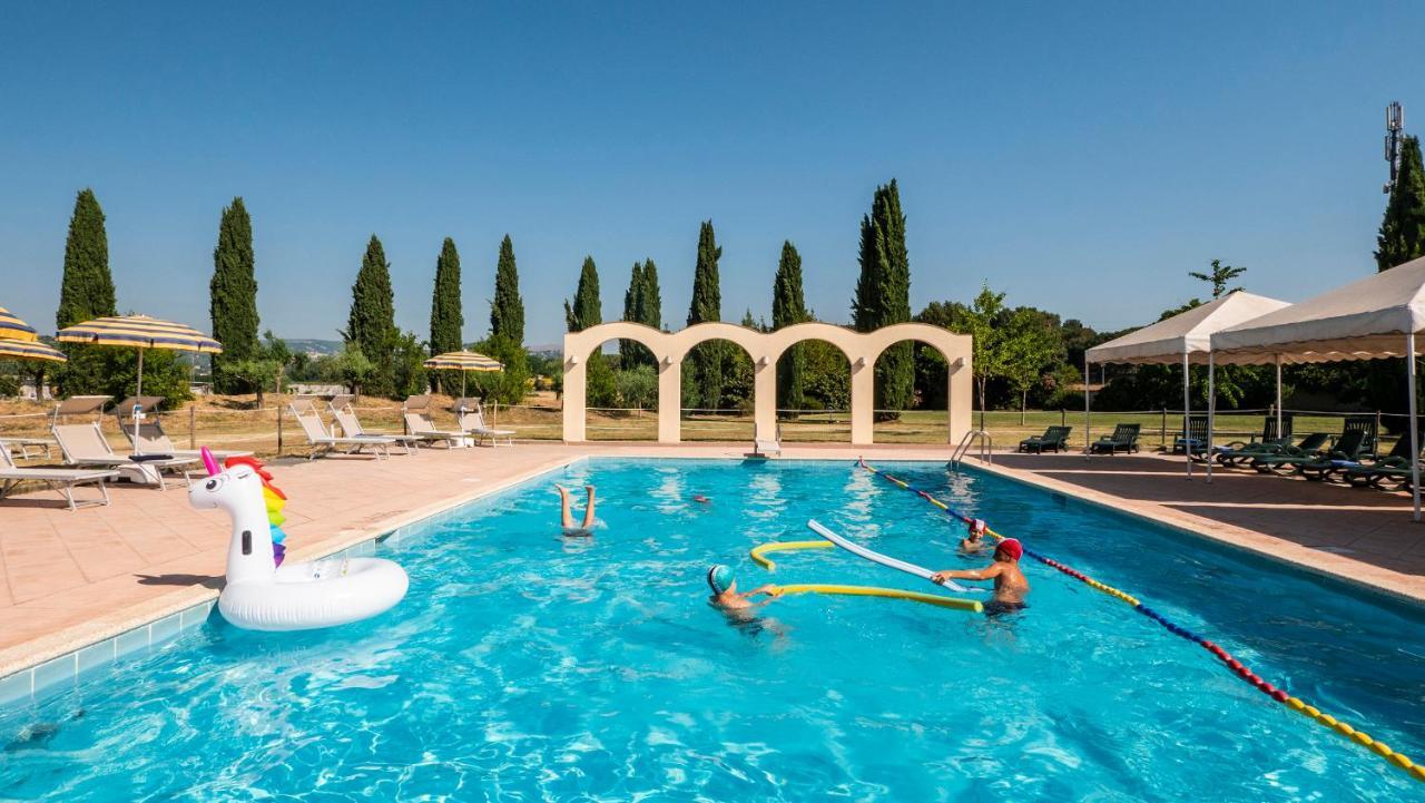Hotel Vega Перуджа Экстерьер фото