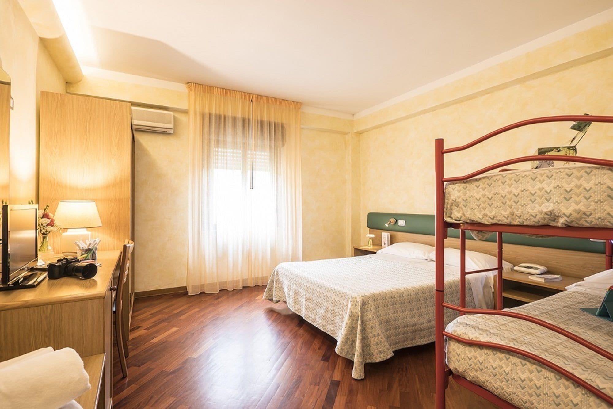 Hotel Vega Перуджа Экстерьер фото