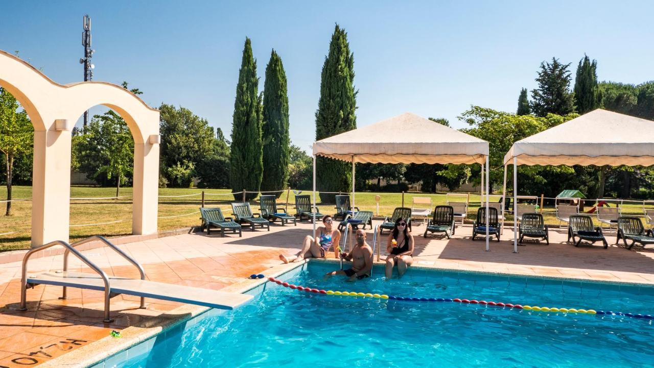 Hotel Vega Перуджа Экстерьер фото
