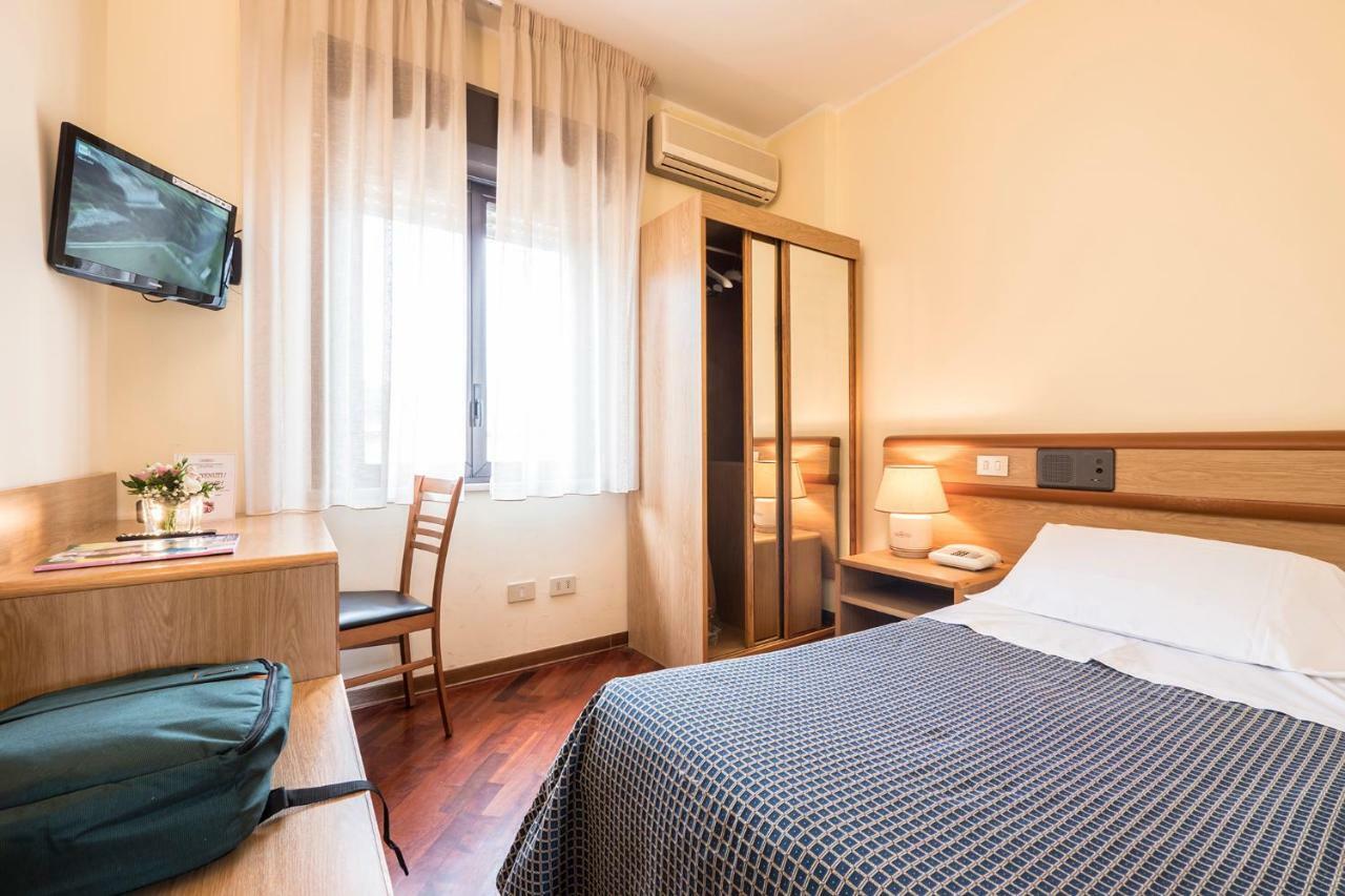 Hotel Vega Перуджа Экстерьер фото